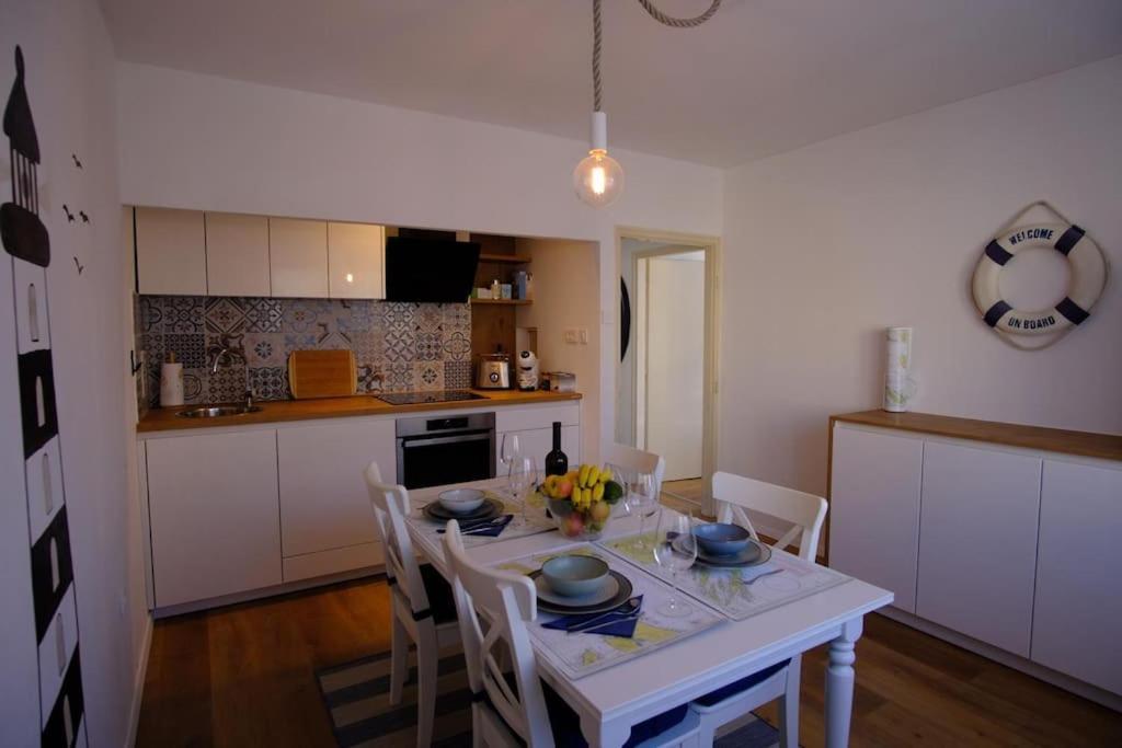 Captain'S Home **** Opatija Bagian luar foto