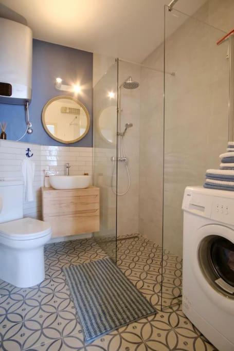 Captain'S Home **** Opatija Bagian luar foto